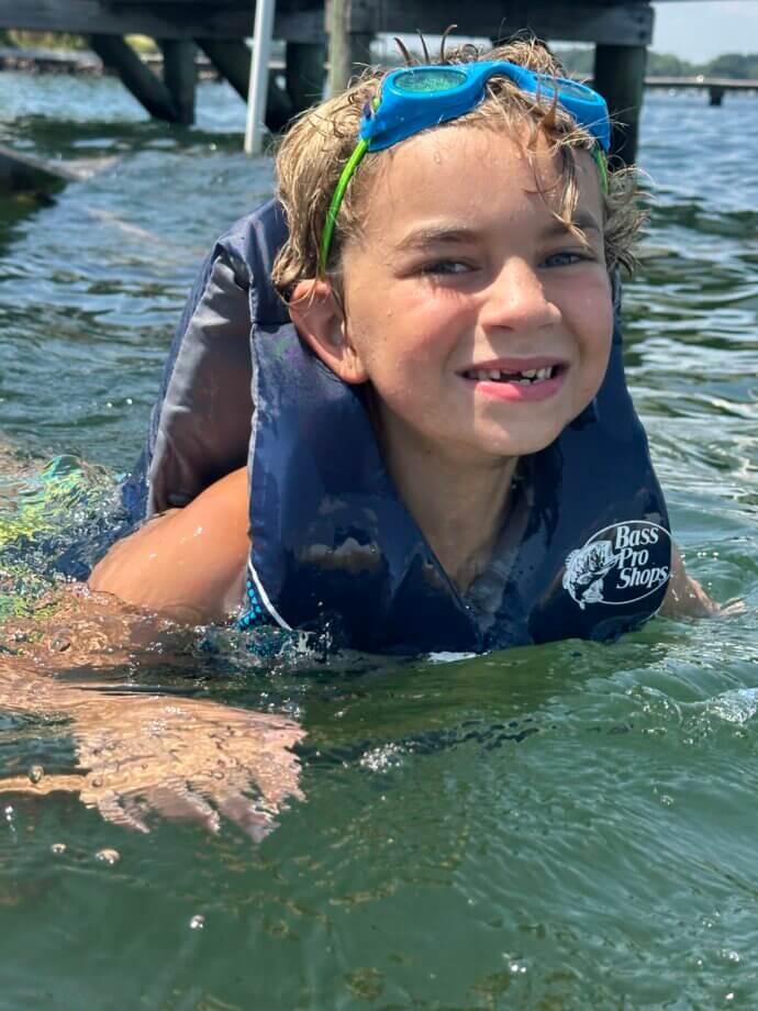 13FB2ED4-2E47-4D5F-8F34-487CE6C84805 - Thomas Griffin